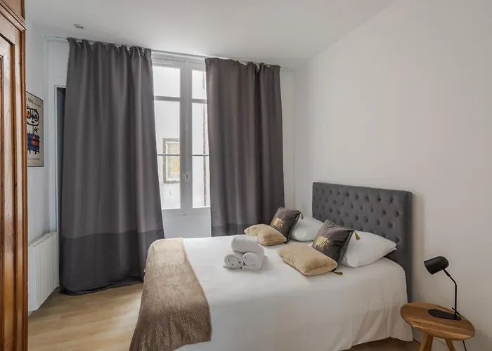 Le Saint-clement - Quartier Historique- Spacieux 2 Rue Du Marechal Joffre Apartmán *